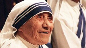 Read more about the article मदर टेरेसा का जीवन परिचय – Mother Teresa Biography in Hindi