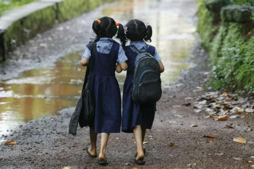 You are currently viewing राष्ट्रीय बालिका शिशु दिवस – National Girl Child Day in Hindi