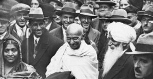 Read more about the article महात्मा गांधी के बारे में 10 दिलचस्प तथ्य – Interesting Facts about Mahatma Gandhi in Hindi